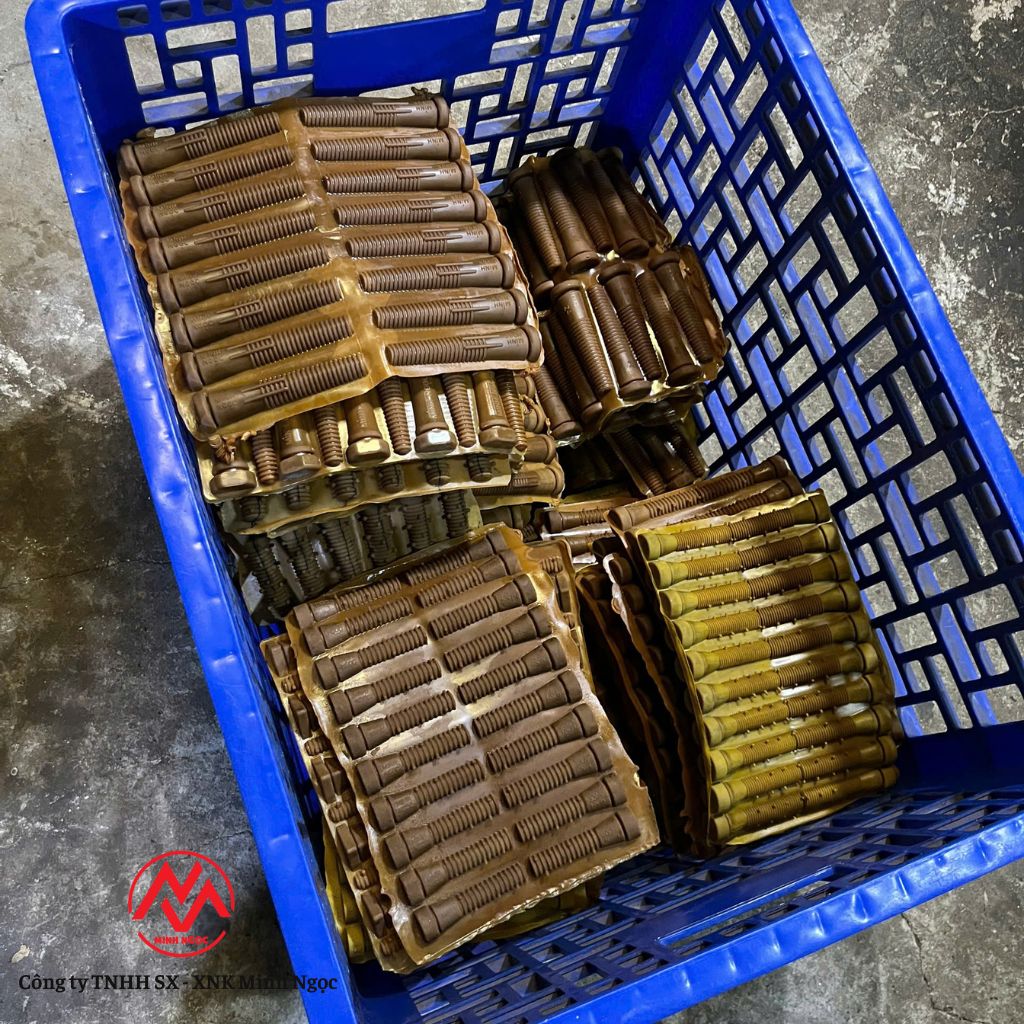 Máy dây chuyền sử dụng núm cao su 21